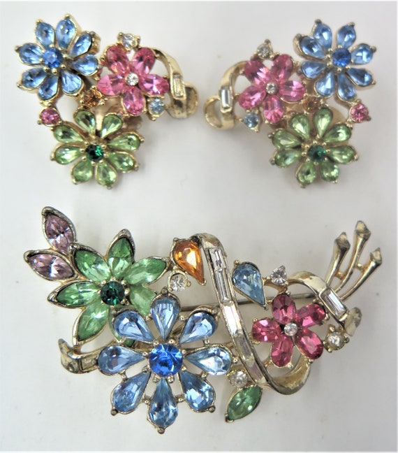 Vintage Corocraft Pastels Flower Brooch and Earrin