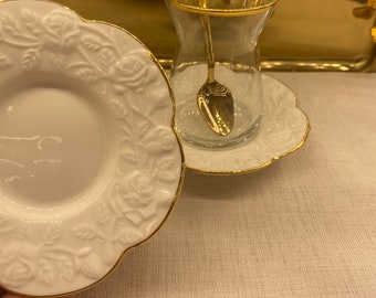 Juego de té turco dorado con patrón de relieve, juego de té turco, juego de té dorado en oro, juego de té turco con diseño de flores, juego de té turco blanco