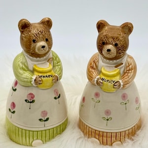Vintage Otagiri Japan Bear Salt Pepper Shakers, Honey Pot Bears Ceramic Pair