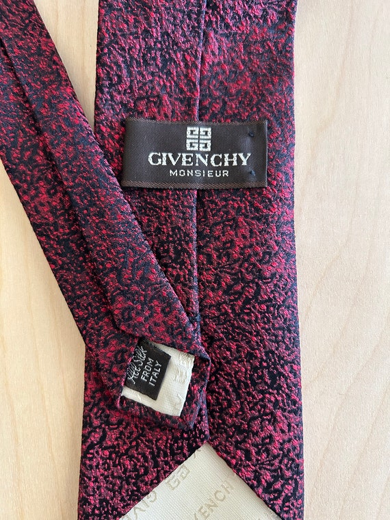 Givenchy tie 1980s iconic fashion - image 5