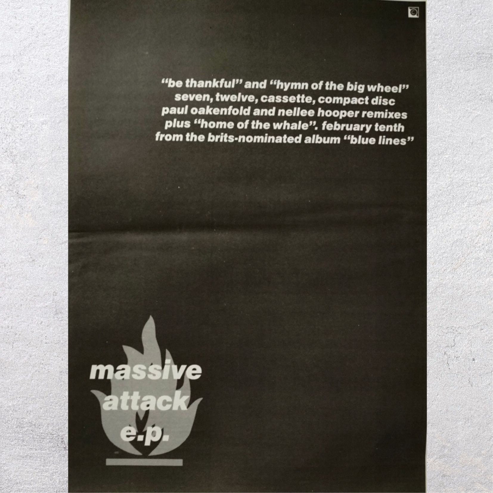 激レア90s MASSIVE ATTACK1991年blue linesポスター - メルカリ