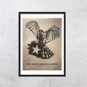 NEIL YOUNG 1980 - Hawks & Doves - Original, auténtico, cartel promocional, página vintage, años 80, rock, música - J2 - J5