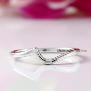 Curved Wedding Band, Women Plain Solid White Gold Ring, Minimalist Delicate Simple Dainty Chevron Stacking Matching Band, Bridal Ring