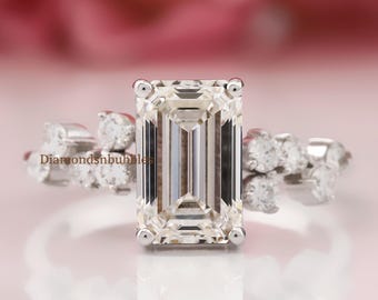 Moissanite Cluster Engagement Ring, Solitaire With Accent Ring, Multistone Diamond Ring, 2.5 Ct Emerald Cut Moissanite Ring, Promise Ring