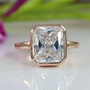 Radiant Solitaire Ring, Bezel Set Ring, 3.5 Carat Radiant Cut Moissanite Engagement Ring, Women&#39;s Wedding Ring, 10K/14K/18K Rose Gold Ring