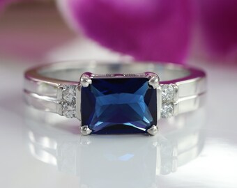 Blue Sapphire Ring /  Emerald Cut Gemstone Ring /  Sapphire Wedding Ring / September Birthstone Ring / Blue Gemstone Ring / 925 Silver Ring