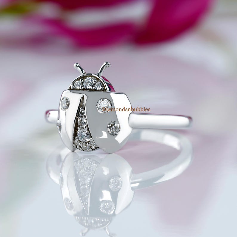 Ladybug Insect-inspired Ring, Minimalist Ring, Cute Bug Flush Setting ...