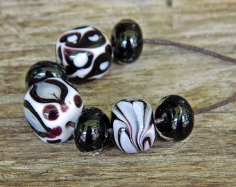 Black White Handmade Abstract Lampwork bead set of 7, Black Handmade glass beads, Artisan glass beads for Modern jewelry Black Murano beads