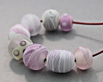Juego de 8 cuentas de Murano hechas a mano, de color violeta claro, rosa, orgánico, mate, de vidrio artesanal romántico, cuentas de Murano para bodas, suministro de joyería de Murano.