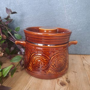 1970s Ellgreave Pottery Cooking Pot: Treacle Glaze Ceramic Saxony