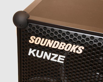 SOUNDBOKS 3 Namensschild, SOUNDBOKS individualisieren, Soundboks mit Text beschriften