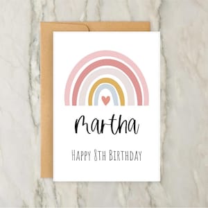 Cartão de aniversário de 8 anos com arco-íris | Cartão de aniversário personalizado para meninas | Cartão de felicitações personalizado para a idade | Bebê | Nome | A6 | 5x7