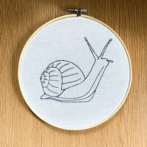 PDF embroidery pattern, one line animal, snail, animal pdf, simple pattern, nature, fauna, creature, minimalism, line art, INSTANT DOWNLOAD