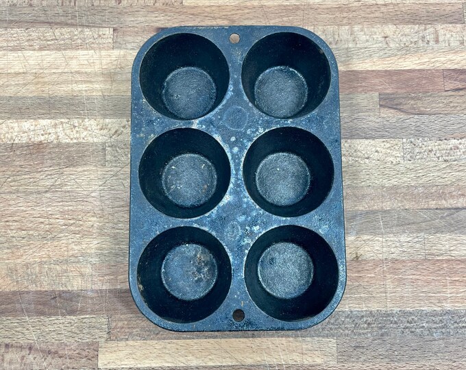 Lodge Cast Iron Muffin Tin Cast Iron Bakeware Farmhouse Etsy