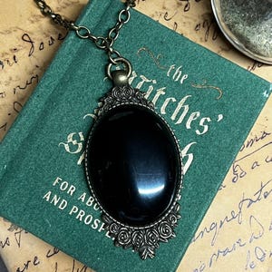 Obsidian Pendant Scrying Necklace 20” Chain PN5