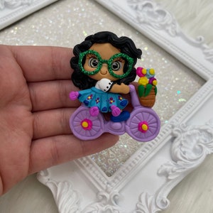 Clays for bows, clay dolls, bow centers, clays for badge reel
