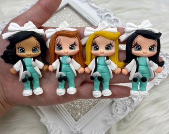 PEDIDO ANTICIPADO Arcillas para arcos, arcillas para enfermeras, arcillas para doctores, muñecos de arcilla, centros para arcos, arcadas para carretes de insignias