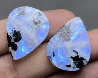 beautiful rainbow blue flashy sunstone pair gemstone cabochon