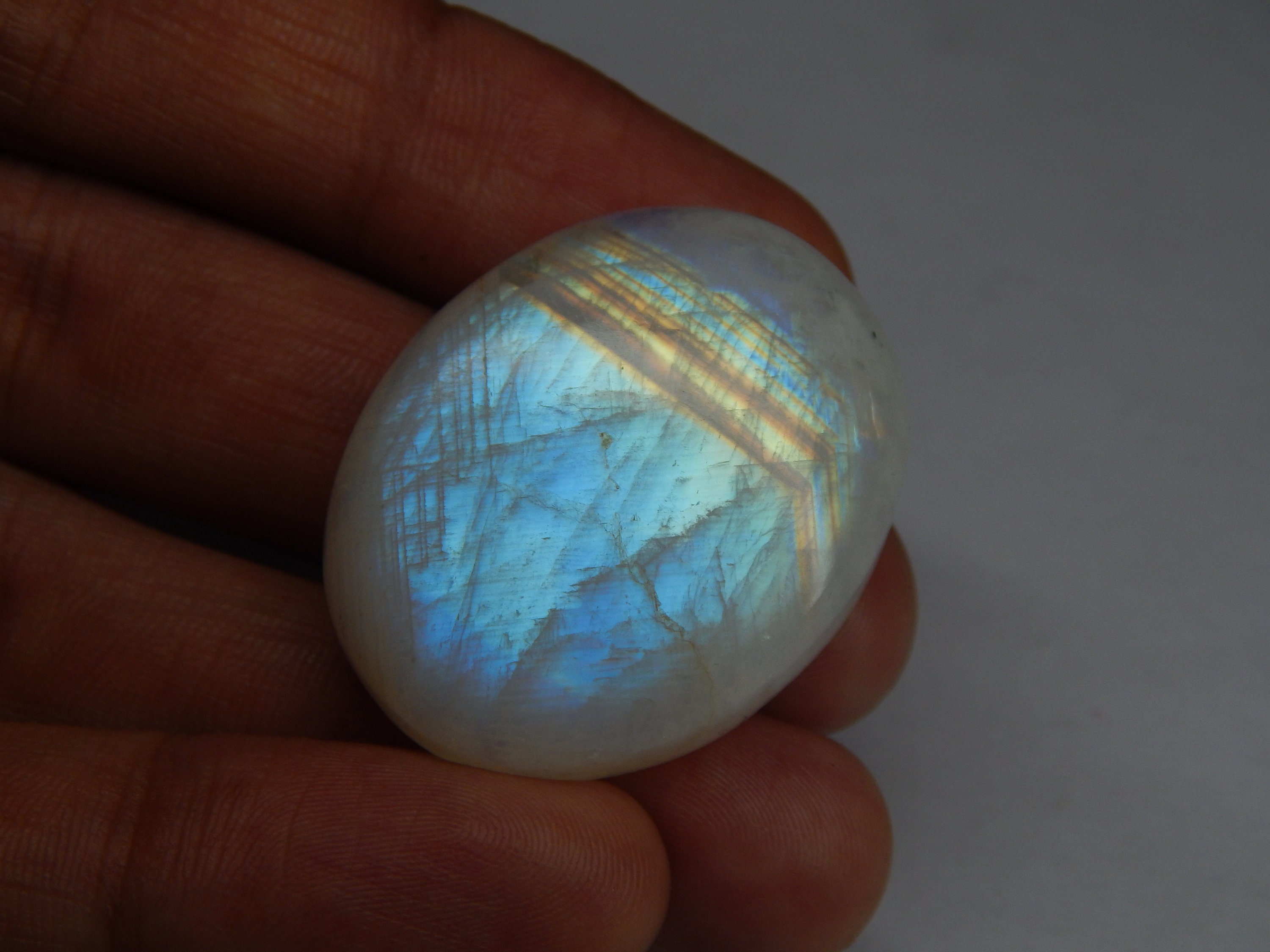 Weißer Ovaler Mondstein 33x26x8mm/65crt | Etsy