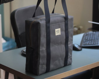 Waxed Canvas Tote Bag / Unisex Bag / Tool Bag / Crossbody Bag