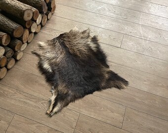 Natuurlijke geitenhuid | Echt geitenbont - leren tapijt - zachte geitenleer - geitenhuid - plaid bont - woondecoratie - rustiek plaid - tapijt geitenbont