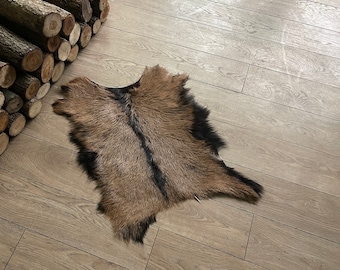 Natural Goat Hide | Genuine Goat Fur - Leather Rug - Soft Goatskin - Goat Hide - Throw Fur - Home Decor - Rustic Throw - Goat Fur Rug
