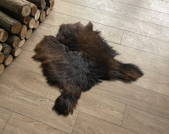 Natural Goat Hide | Genuine Goat Fur - Leather Rug - Soft Goatskin - Goat Hide - Throw Fur - Home Decor - Rustic Throw - Goat Fur Rug