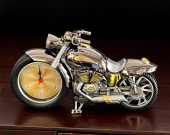 Decorative Clock , Motorcycle Clock , Alarm Clock , Motorcycle shaped alarm clock with quartz mechanism , Home&Ofis Decor