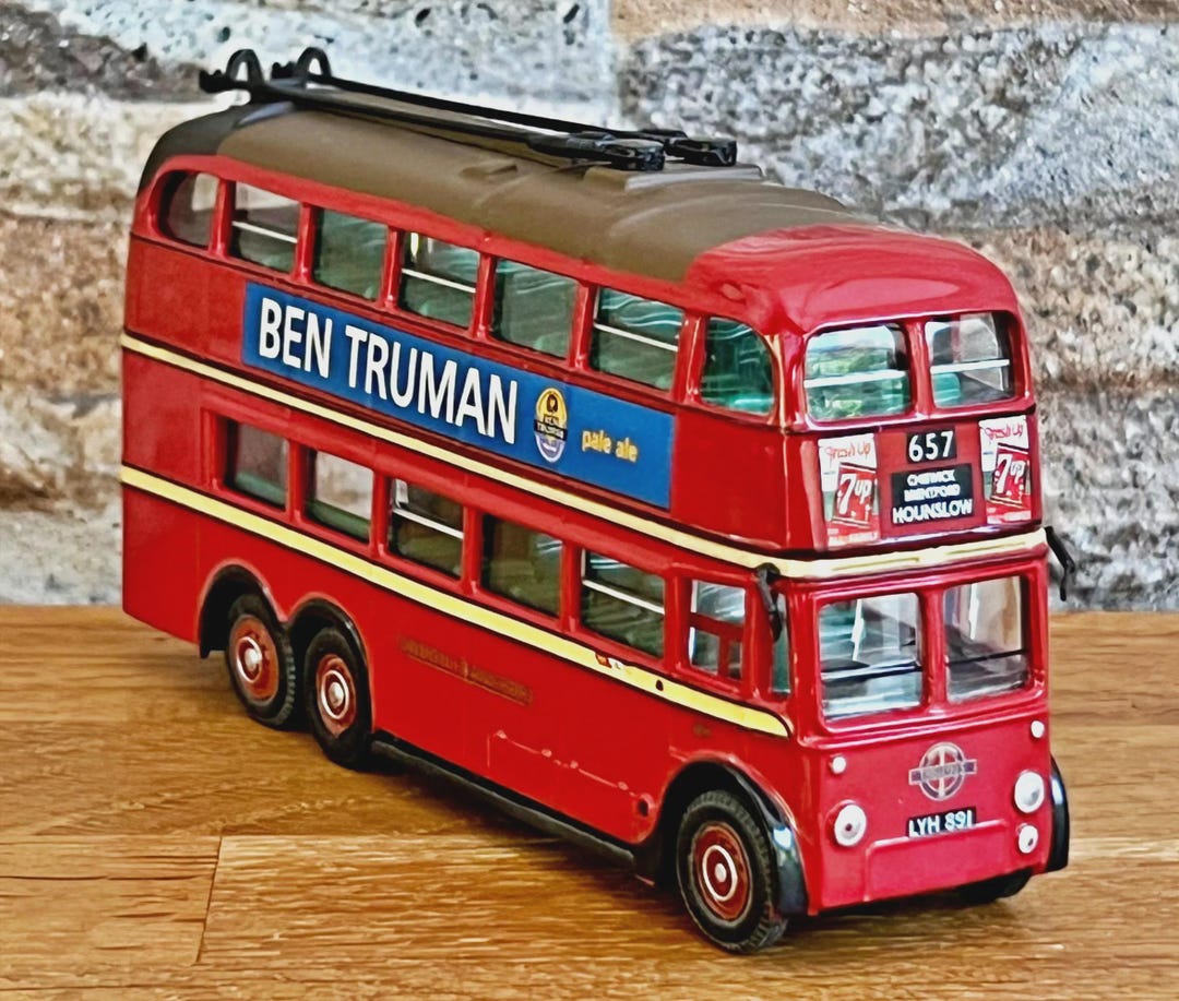 Great British Buses , 3 Axle QI Trolley Bus, , Vintage Diecast Model ...