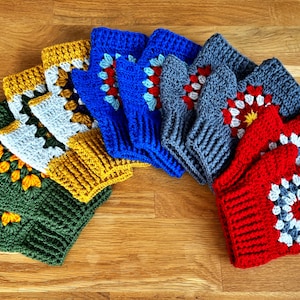 Handmade Granny Square Gloves , Crochet Glove, Handmade Gift, Granny Square Mitten, Crochet Mitten, Crochet hand warmer