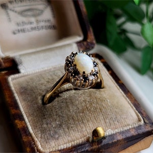 HÜBscher 1980s Vintage 9ct Gold Opal Ring. KOSTENLOSE GRÖSSENVERÄNDERUNG! 9 Karat Goldopal. Vintage Opal Ringe (Ref00d)