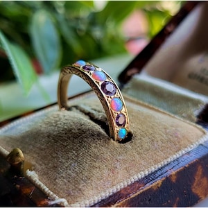 STUNNING Vintage 9ct Gold Opal And Amethyst Eternity Ring, Packed FULL of Colour