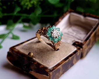 OTROLIG vintagering med smaragd och diamanter från 9 karat guld från 1970-talet. KAN ÄNDRAS STORLEK! ref00v)