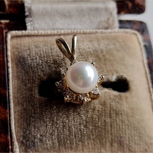 UNUSUAL Vintage 10k Gold Pearl and White Topaz Pendant.