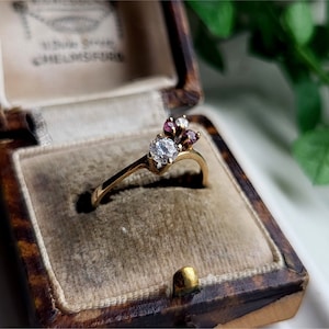 UNUSUAL 10k Vintage 9ct Gold Ruby And White Topaz Ring, RESIZING AVAILABLE! Gold Ruby and White Topaz Ring (Ref0b)
