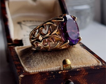 IMPRESSIVE Vintage Solid 9ct Gold Amethyst Ring. STATEMENT Ring. Just under a Whopping 1/3 of an ounce