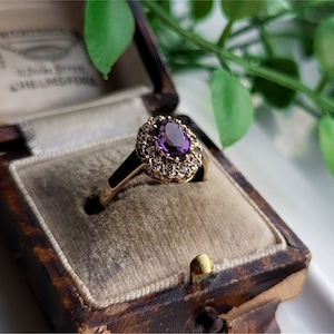 IMPRESSIVE Vintage 9ct Gold Amethyst And White Topaz Ring. STATEMENT Ring. (rec00f)