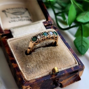 Wunderschöner 1970s Vintage Goldring mit Smaragd und Topas. KOSTENLOSE GRÖSSENVERÄNDERUNG! 9Kt Gold Smaragd Ring (ref00c)