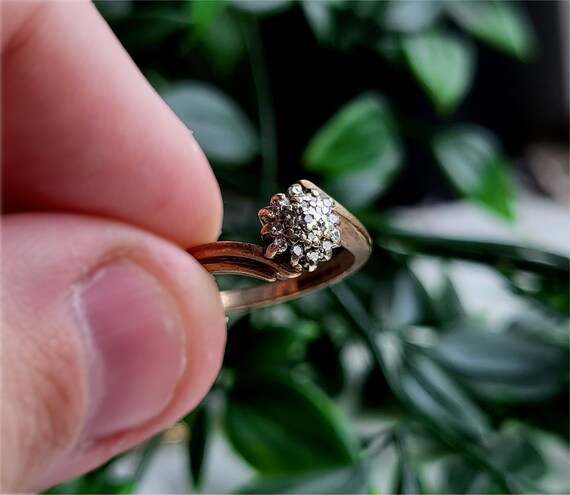 Splendido anello vintage a grappolo di diamanti in oro da 19