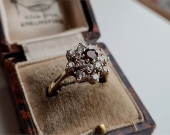 STUNNING Vintage 9ct Gold Garnet and White Topaz Cluster Ring, Gold Garnet Cluster Ring (A)