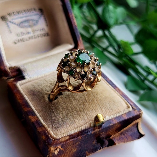 1970s STUNNING Vintage 9ct Gold Emerald And White Topaz Ring. AMAZING RING. Gold emerald Rings. (Ref00p)