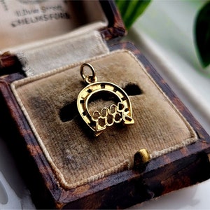 Vintage 9 Karat Gold Hufeisen Charm / Anhänger. Vintage Hufeisen Anhänger. Gold Hufeisen Anhänger. 9 Karat Goldpferd. (Ref00X)