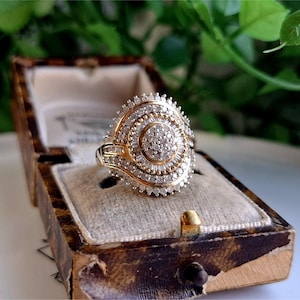 Anello vintage in oro 14k con diamanti a grappolo, MOLTO RARO. PIENO DI DIAMANTI! Anello statement, RESIZiNG GRATUITO (Ref00h)