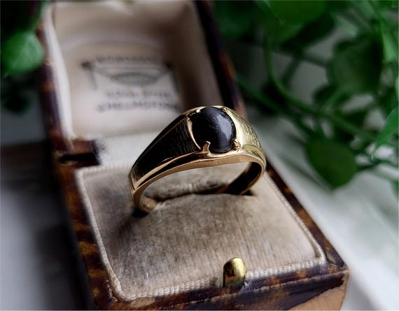 LARGE Vintage 10k Gold Onyx RESIZING AVAILABLE Vintage 9ct
