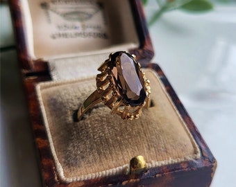 IMPRESIONANTE anillo vintage de cuarzo ahumado de oro de 9 qt. MUY IMPRESIONANTE (ref00i)