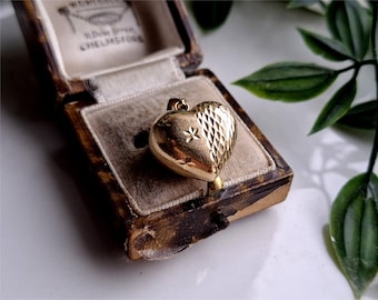 QUALITY Vintage 9ct Gold Heart Pendant. Puffy Heart Pendant. DOUBLE SIDED! (Ref00L)