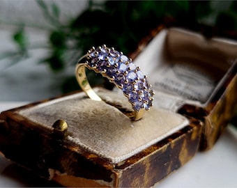UNUSUAL Vintage 9ct Gold Amethyst Cluster Ring. STATEMENT Ring. RESiZING AVAiLABLE. (refs)