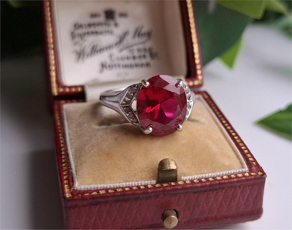 IMPRESSIVE White 9ct Gold Diamond Ruby Ring. 12 D… - image 1