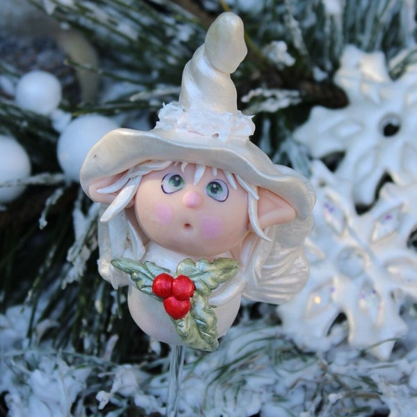 white winter angel to stick, Christmas angel, flower bed plug, winter decoration