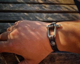 Hand Tooled Gray Leather Bracelet: Stainless Steel Shackle Cuff